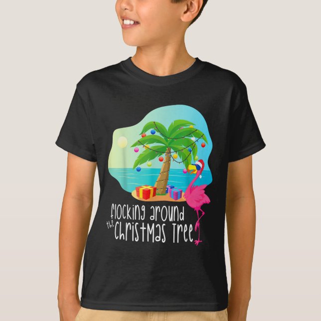 Funny Flamingo Flocking Around The Christmas Tree  T Shirt (Framsida)