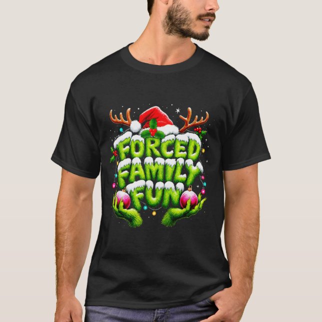 Funny Forced Family Fun Christmas Holiday Shirt Me T Shirt (Framsida)