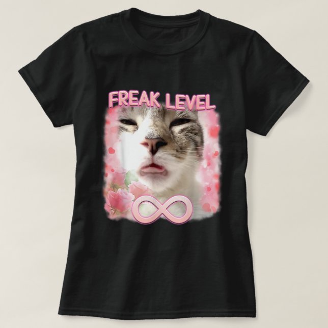 Funny Freak Level Freaky Ahh Cat Meme T Shirt (Design framsida)