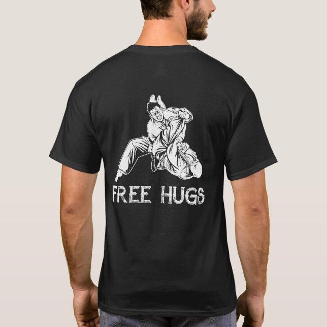 Funny Free Hugs Brazilian Jiu-Jitsu MMA BJJ T Shirt (Baksida)