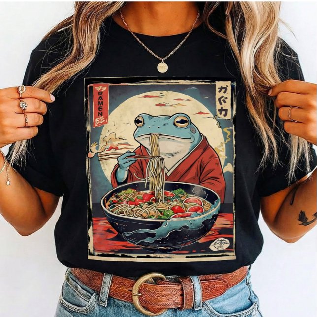 Funny Frog Eating Noodles Japanese for Cute Gift  T Shirt (Skapare uppladdad)