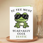 Funny Frog Toad Coola Best Friend Grattis på födel Tack Kort<br><div class="desc">Tittar du ett unikt sätt att uttrycka kärlek och humor till din närmaste vän? Vårt lustigt gratulationskort är perfektens val för din bästa vän på hans eller hennes födelsedag! Anpassa den genom att lägga till ditt eget personliga meddelande. Utformningen har en grönt i coolan som är klädd med solglasögon. Underbart...</div>