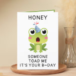Funny Frog Toad Croak Spouse Grattis på födelsedag Tack Kort<br><div class="desc">Tittar du ett unikt sätt att uttrycka kärlek och humor för din partner? Vårt lustigt gratulationskort är perfektens val för din make på hans eller hennes födelsedag! Anpassa den genom att lägga till ditt eget personliga meddelande. Utformningen har en chockad grönt som är klädd med en blå födelsedagshatt. Underbart sätt...</div>