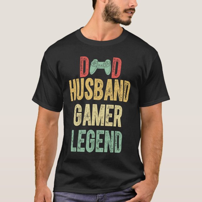 Funny Gamer Dad Husband Gamer Legend Gaming Mens V T Shirt (Framsida)