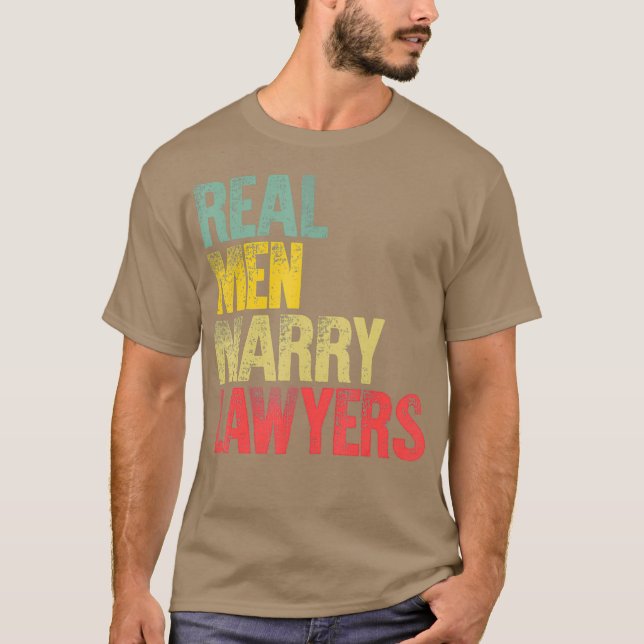 Funny Giftermål Real Manar Marry Lawyers Groom T Shirt (Framsida)