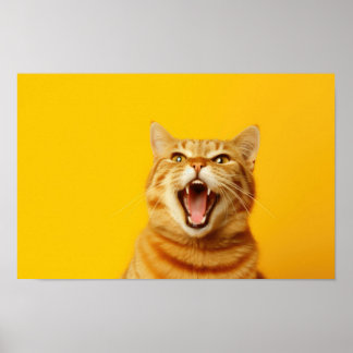 Funny Ginger Cat Yawning på Bright Gult Backgrou Poster