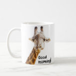 Funny Giraffe Bra God Hälsning Wildlife Kaffemugg<br><div class="desc">Funny Giraffe Bra God morgon Hälsning Coffee Mugg - perfekt för den person som ger skrapor,  vilda djur,  djungeldjur,  zoo-djur,  safari-djur eller naturen och djurälskare.</div>
