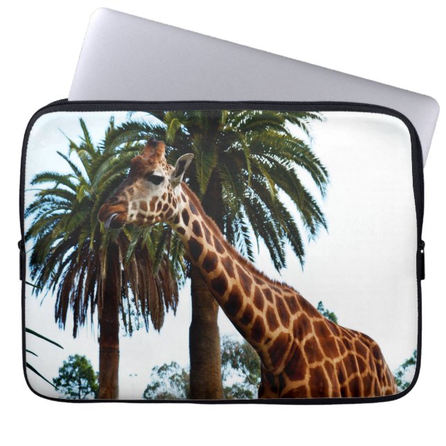Funny Giraffe Ge A Raspberry Laptop Fodral (Framsidan)