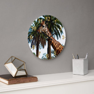 Funny Giraffe Ge A Raspberry Stor Klocka