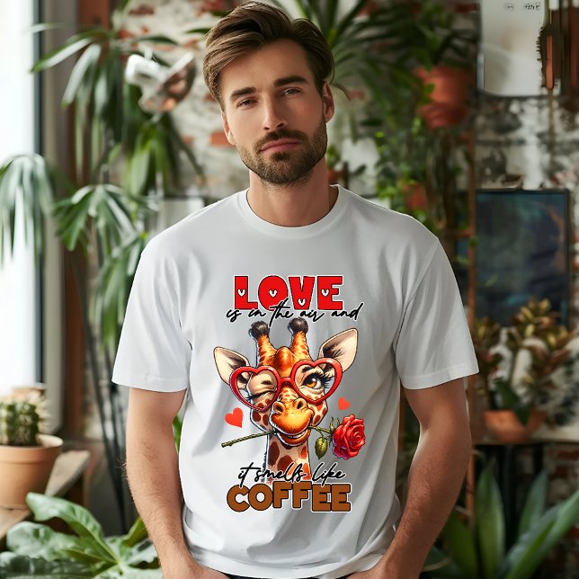 Funny Giraffe Kärlek & Coffee T-Shirt (Skapare uppladdad)