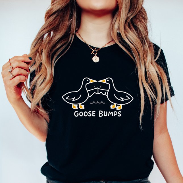 Funny Goose Bumps; Cartoon Geese Fist Bump Black T Shirt (Skapare uppladdad)