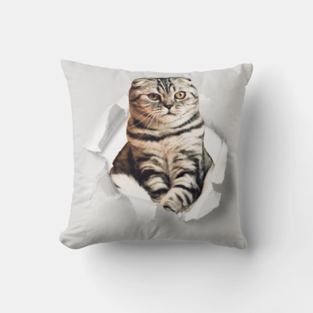 Funny Grått Cat Popping thru Torn Papper Illusion Kudde (Framsida)