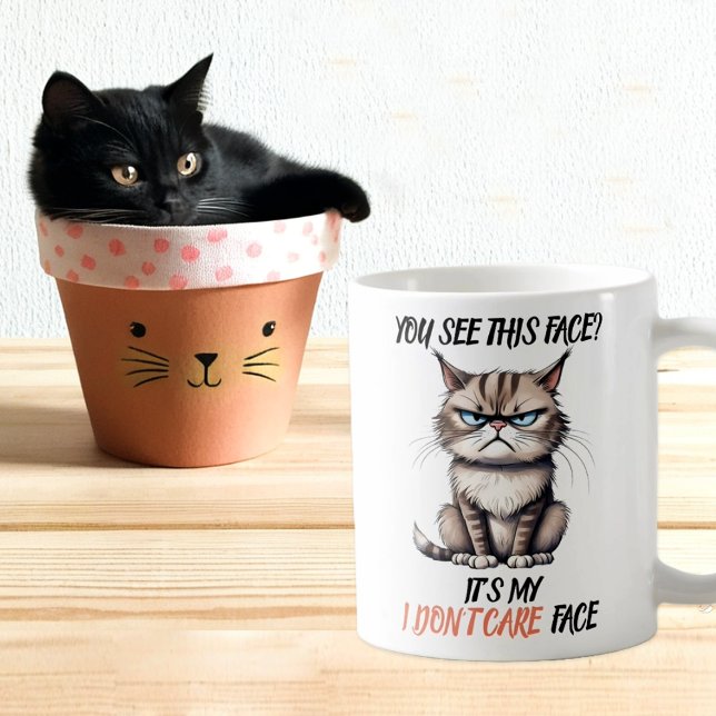 Funny Grumpy Cat Don Care Ansikte Kaffemugg (Skapare uppladdad)