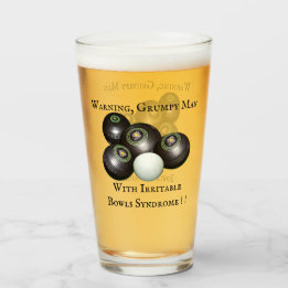 Funny Grumpy Man Bowlareare Gräsmatta Glaskopp