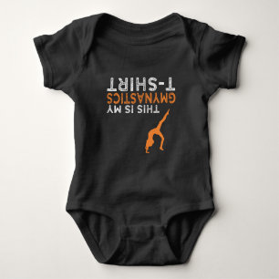 Funny Gymnast Girl Workout tränar in i gymnastika T Shirt