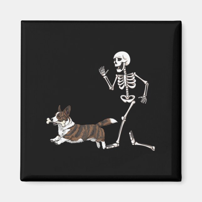 Funny Halloween Cardigan Welsh Corgi och Skeleton Magnet (Framsidan)