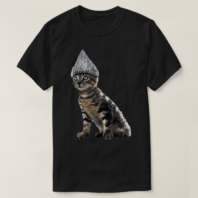 Funny Halloween Cat Tin Foil Hat Conspiracy åt mig T Shirt (Design framsida)