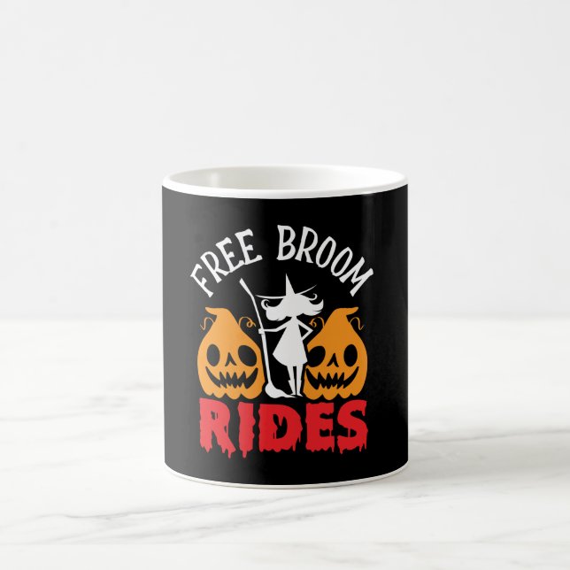 Funny Halloween Free Broom Rides Witch Pumpkins Kaffemugg (Center)