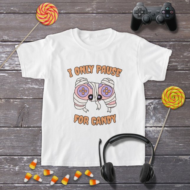 Funny Halloween Mummy Video Game Controller T Shirt (Skapare uppladdad)