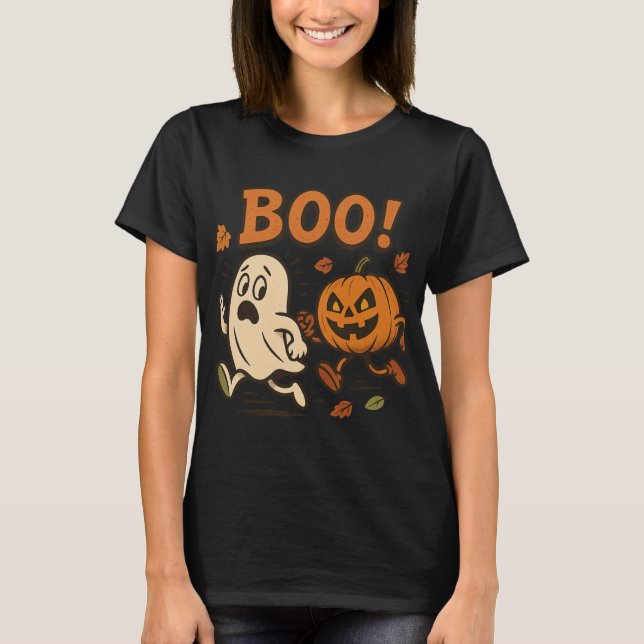 Funny Halloween Pumpkin Chasing Ghost | Spooky T Shirt (Framsida)