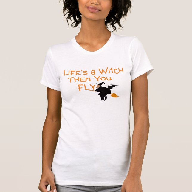 Funny Halloween Pun Design Costume Idea Witch  T Shirt (Framsida)
