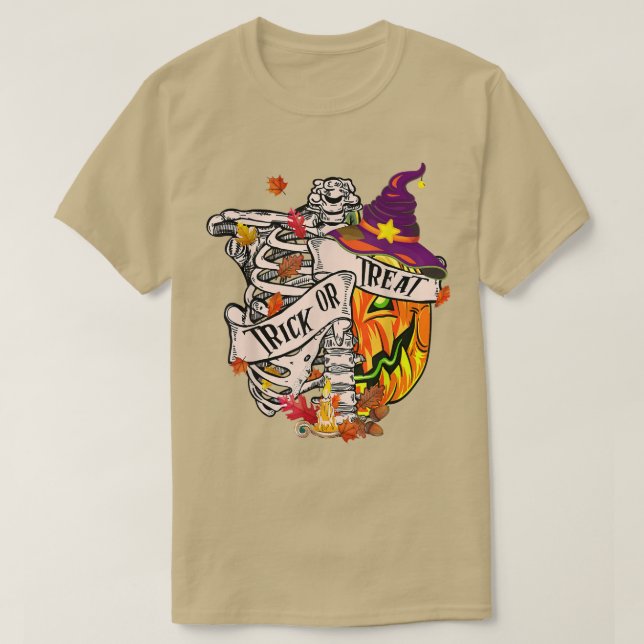 Funny Halloween Skeleton Bus eller godis Lycklig H T Shirt (Design framsida)