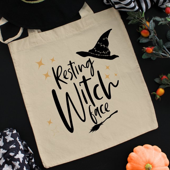 Funny Halloween Typography Witch, Broom & Hat Tygkasse (Skapare uppladdad)