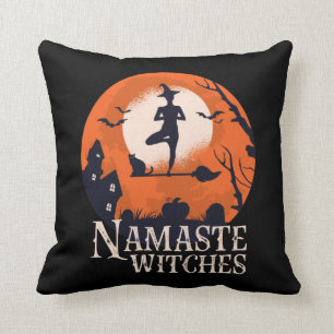 Funny Halloween Yoga Älskare Namaste Witches Kudde