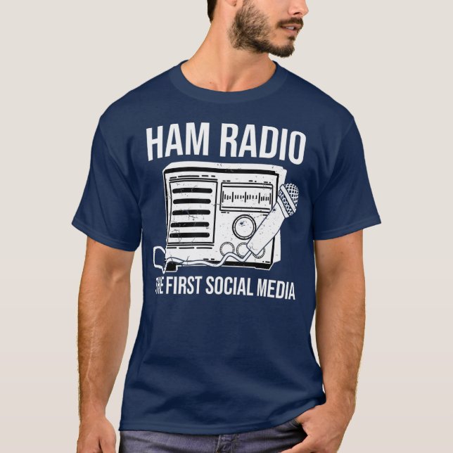 Funny Ham Radio Shirt Första Social Media T (Framsida)