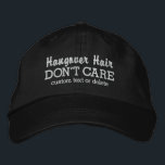 Funny Hangover Hair aktar inte anpassningsbar text Broderad Keps<br><div class="desc">Lustigt baseboll som lyder "Hangover Hair bryr sig inte". Lägg till en textrad i anpassningsbarna vid grund - din händelse, namn etc. Ändra texten och hatten färg enkelt. Vare sig du går ut på natten eller om det är morgonen efter en roligt kväll, blir det här snart din "gå till"...</div>