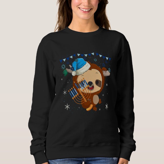 Funny Hanukkah Sloth Jewish Chanukah Sleeping T Shirt (Framsida)