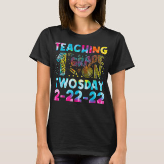 Funny Happy Twosday Tuesday February 22Nd 2022 Com T Shirt