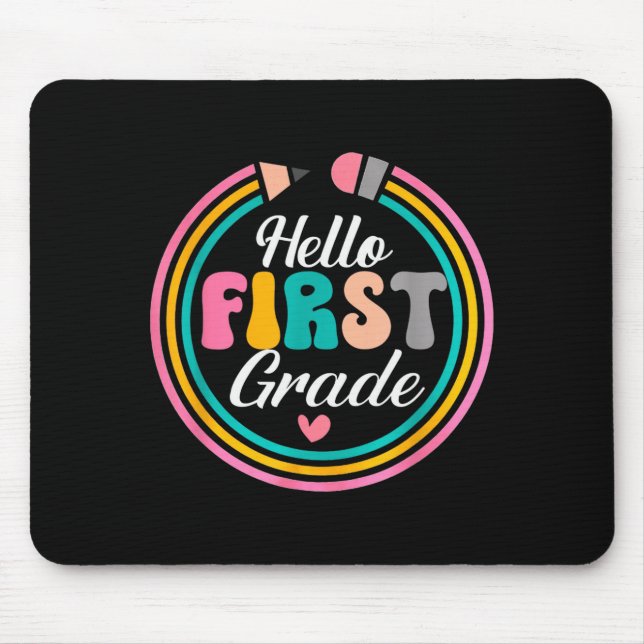 Funny Hello First Grade Pencil Circle Design  Musmatta (Framsidan)