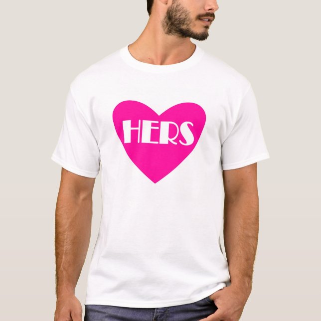 Funny Hers title giftermål shirt Tee (Framsida)