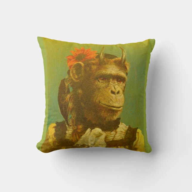 Funny Horned Chimp Throw Cushion Kudde (Framsida)