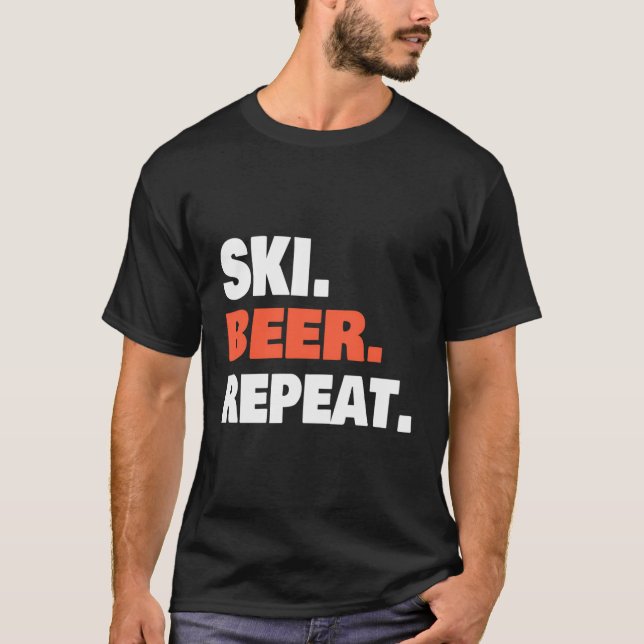 Funny Humous Coola Roligt Ski Skiing Skier Beer Kä T Shirt (Framsida)