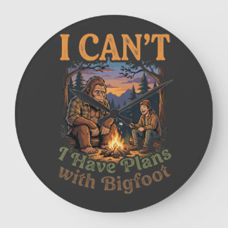 Funny I Have Plans With Bigfoot Camping & Hiking Stor Klocka