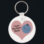 Funny I Kärlek Du Berry Mycket Cute Kawaii Blueber Nyckelring<br><div class="desc">Jag kärlek,  du bär mycket! Lustigt bergspun och söt kawaii-blåbär.</div>