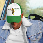 Funny I Kärlek Pickles Tecknad Hat Truckerkeps<br><div class="desc">Har du en vän som kärlek plockar? Det här superskojets tecknad-pickle som gör perfektens gag-gåva till dem. En lustig tecknad med grönt I Kärlek Pickles-text.</div>