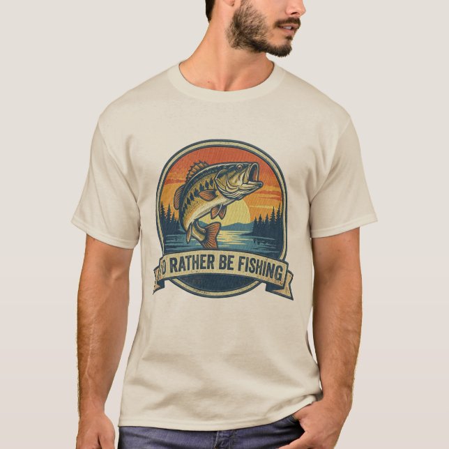 Funny I'd Rather Be Fishing T Shirt (Framsida)