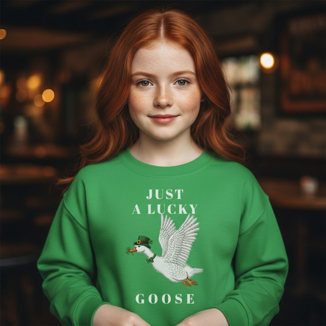 Funny Irish St. Patrick's Day Just a Lucky Goose T Shirt (Skapare uppladdad)