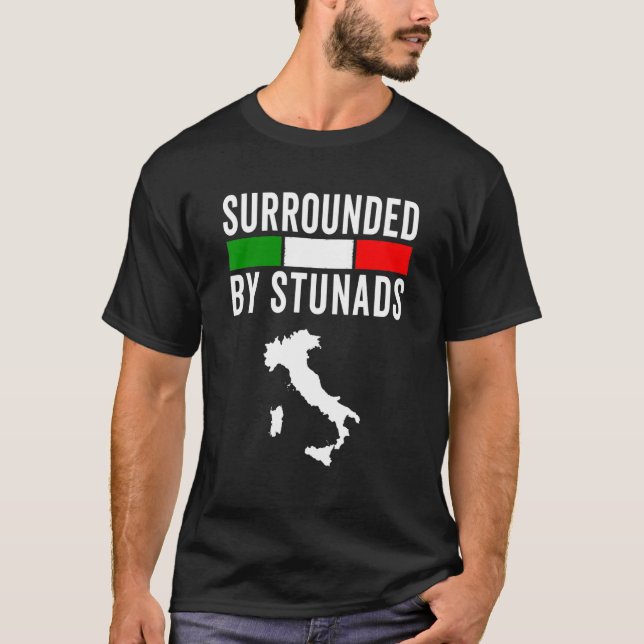 Funny italiensk Ord omgiven av Italien Stunads T Shirt (Framsida)