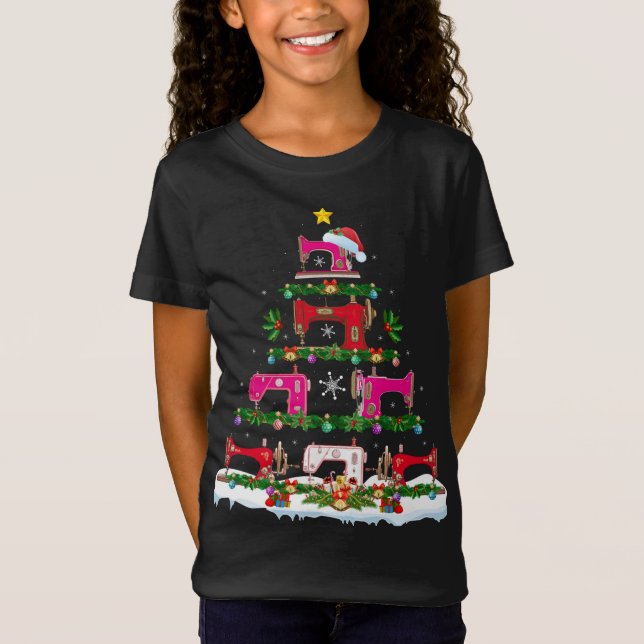 Funny Julafton Lighting Sewing Maskin Julgran T Shirt (Framsida)