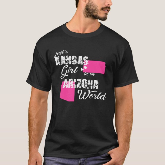 Funny Kansas Shirts Bara en Kansas-flicka i Arizo T Shirt (Framsida)