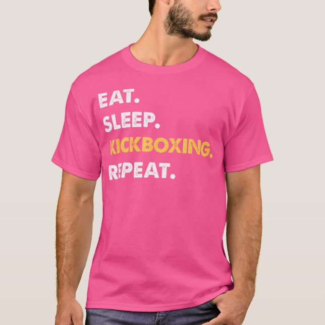 Funny Kickboxing Apparel Eat Snedströmskickboxning T Shirt (Framsida)
