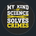 Funny kriminaltekniker Forensic Science Crime Solv Runt Klistermärke<br><div class="desc">Lustigt kriminaltekniker Krim Solver.</div>