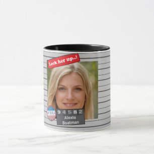 Funny kvinnopolis Mugshot Birthday Joke Mugg