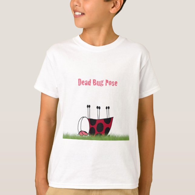 Funny Ladybug Dead Kryp Yoga Pose T-shirt (Framsida)