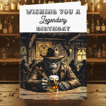 Funny Legendary Bigfoot Birthday Kort<br><div class="desc">Jag önskar honom en grattis på födelsedagen med det här roliga Bigfoot-födelsedagskortet. En land och westerna pub med en sasquatch som dricker en krämöl som önskar dig en legendarisk födelsedag.</div>