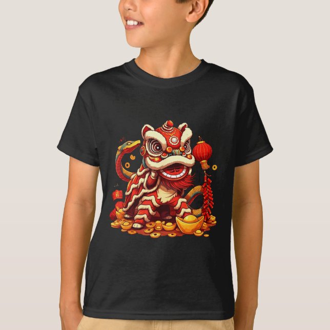 Funny Lion Snake Chinese New Year 2025 Womens Mens T Shirt (Framsida)